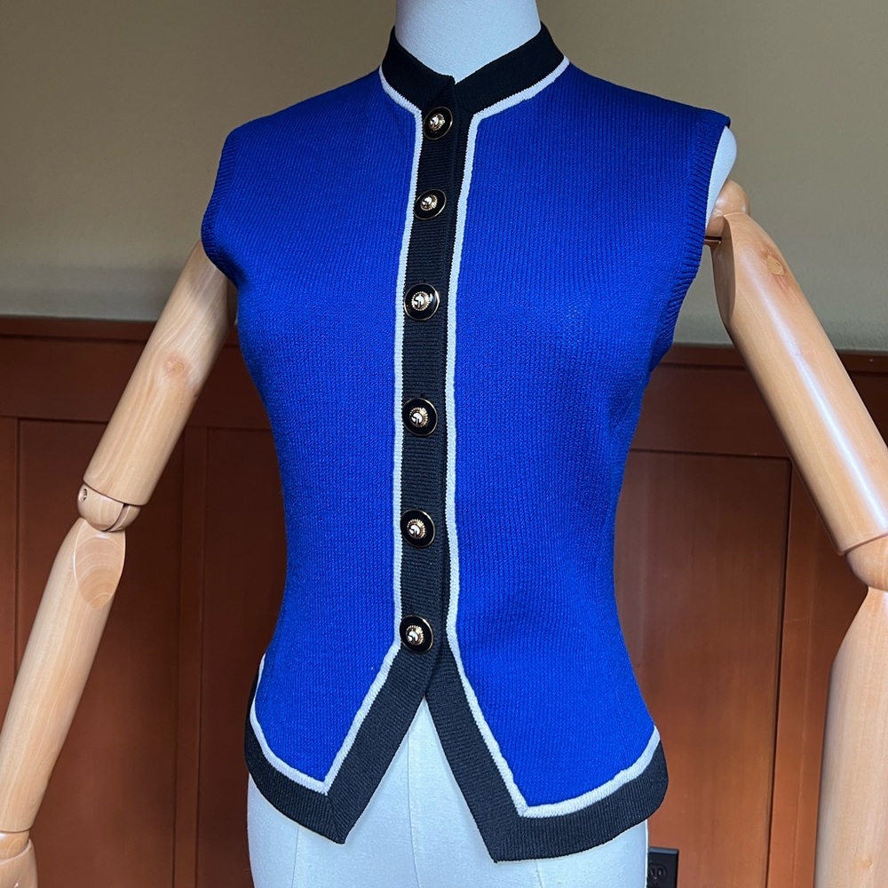 ST. JOHN tailored sweater vest Small Petite